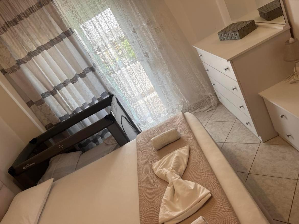סרנדה Mimoza Apartments מראה חיצוני תמונה